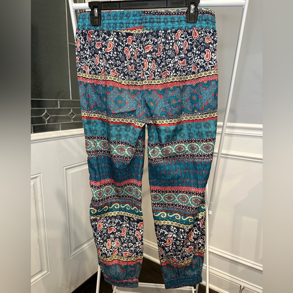 Wet Seal Bohemian Multicolor Patterned Women's Pants - Picture 2 of 2